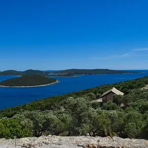 glamping-tents-trasorka.primorje-gorskikotar.com/