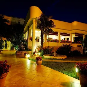 villa-fontana-sukosan.hotelinzadar.com/